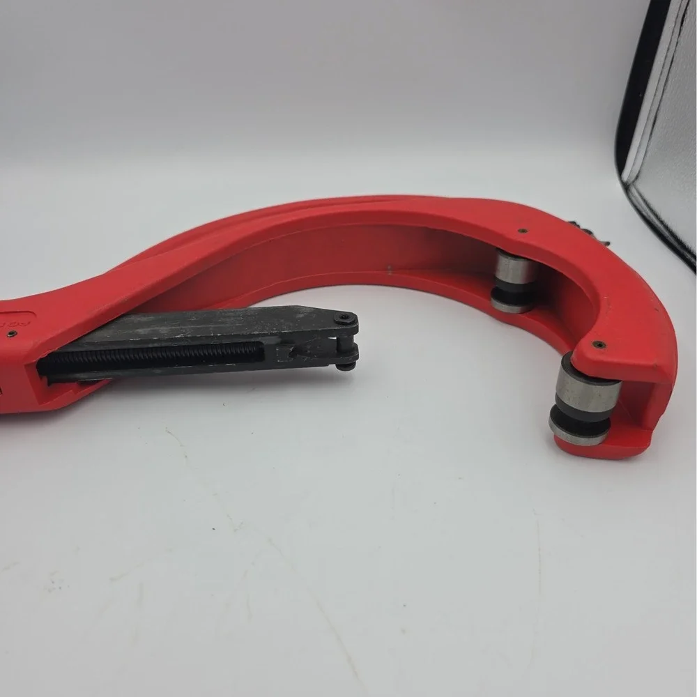 Rothenberger 70033 Plastic Pipe Cutter Automatic ,110-168mm TC 168 PL (4-6 5/8